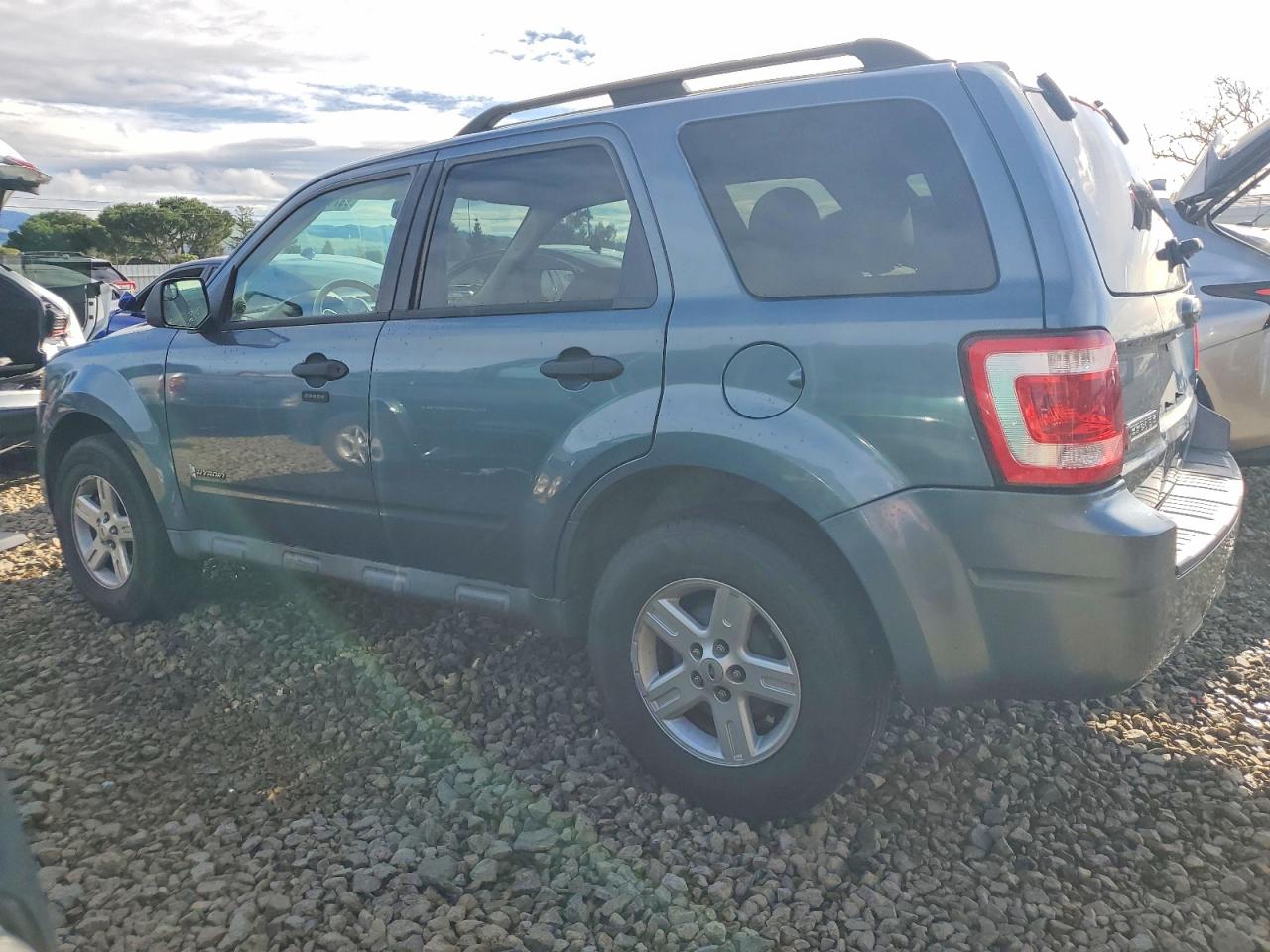 2011 FORD ESCAPE HYBRID photo 2