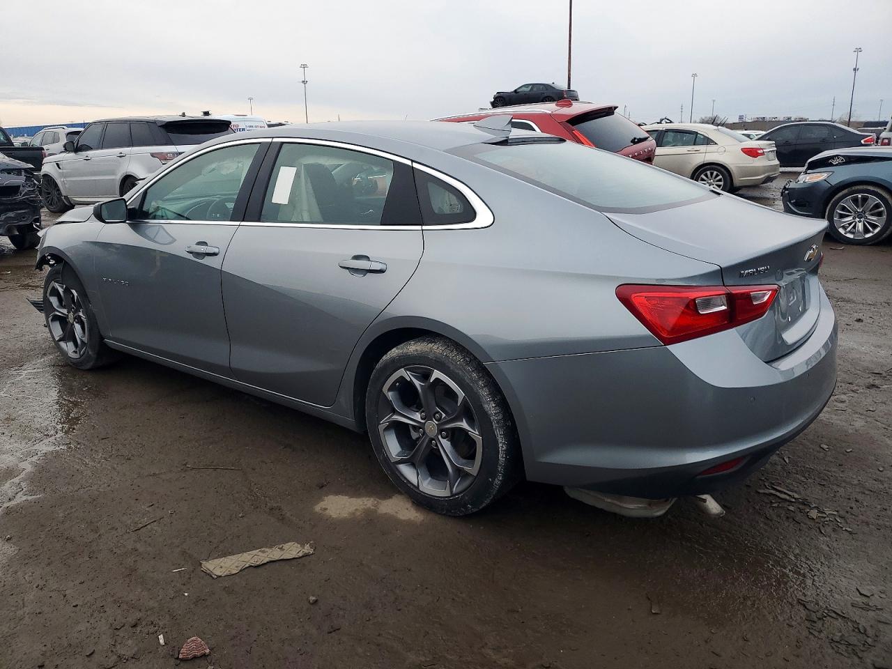 2024 CHEVROLET MALIBU LT photo 2