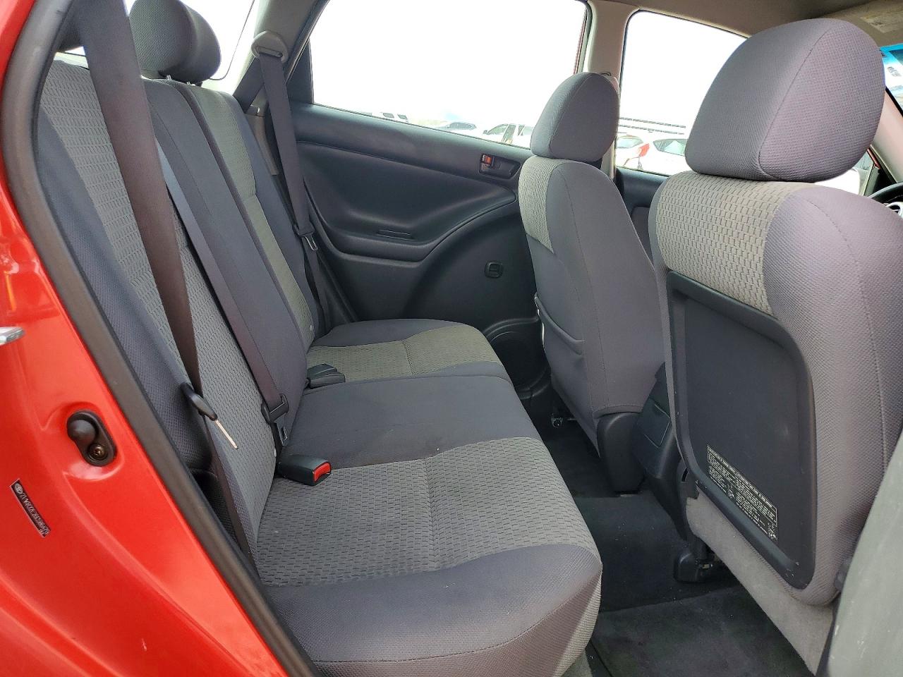 2006 TOYOTA COROLLA MATRIX XR photo 10