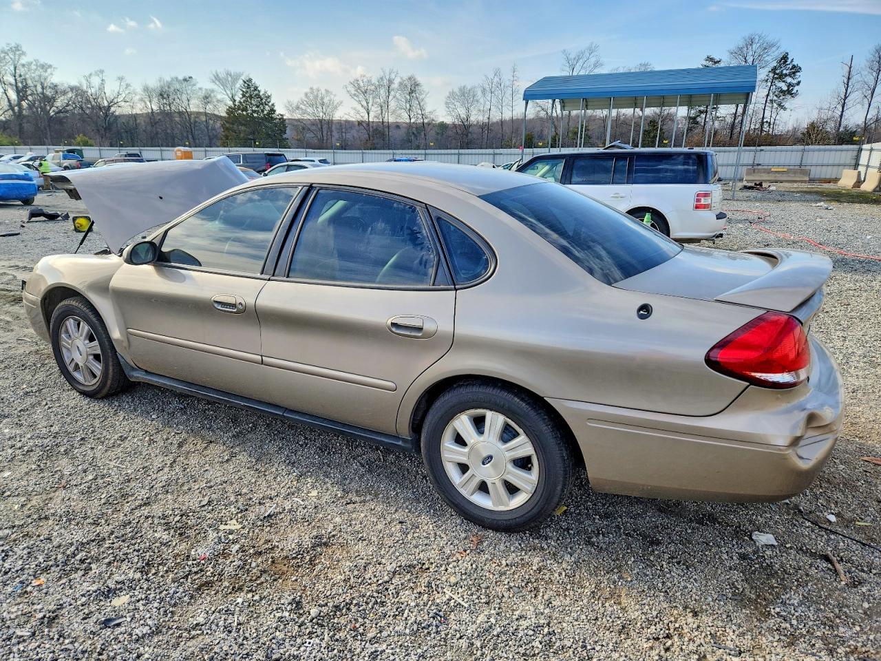 2005 FORD TAURUS SEL photo 2