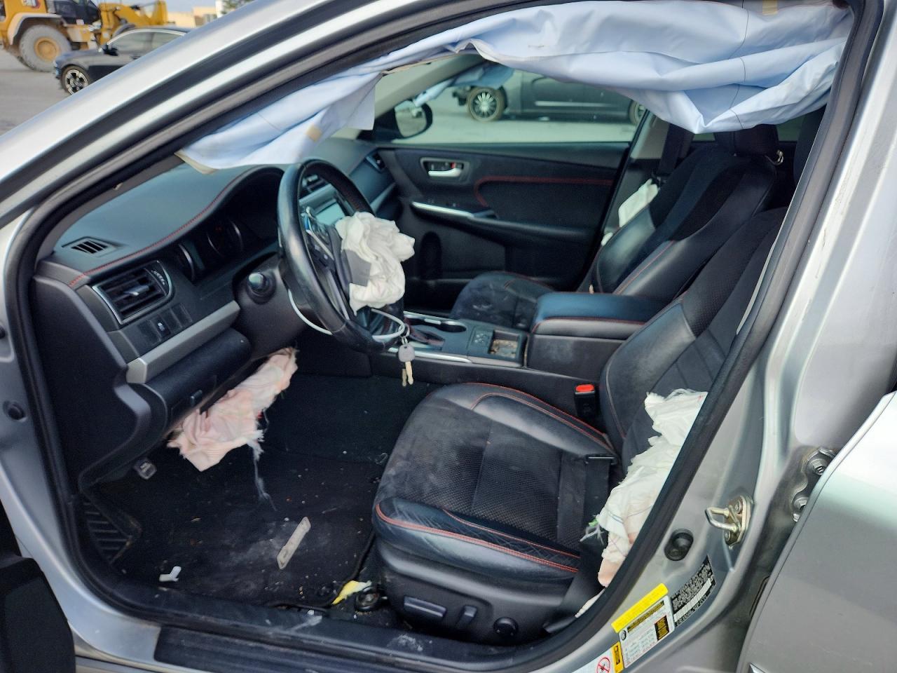 2016 TOYOTA CAMRY photo 7