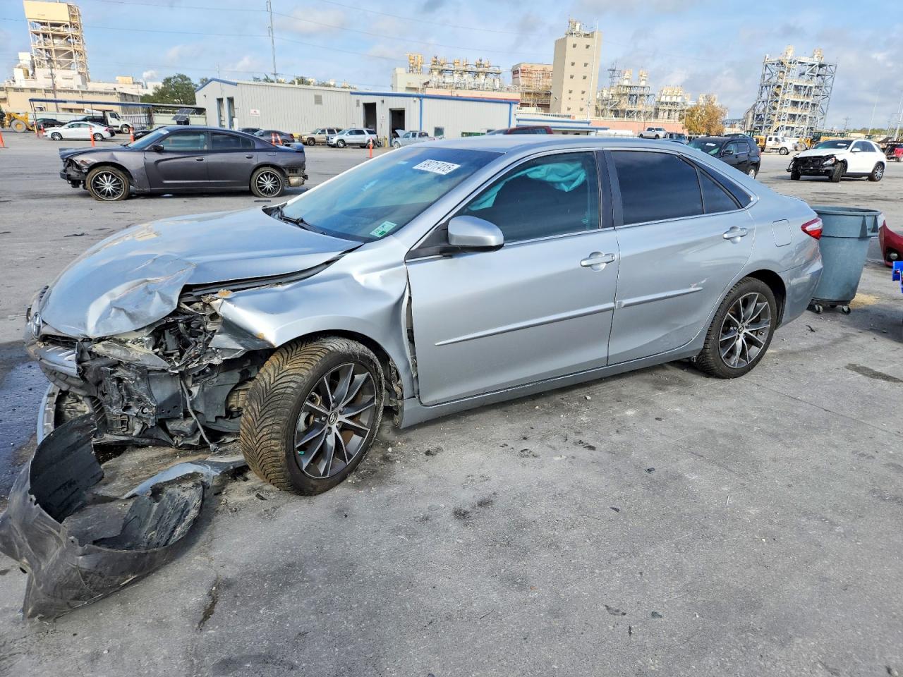 2016 TOYOTA CAMRY