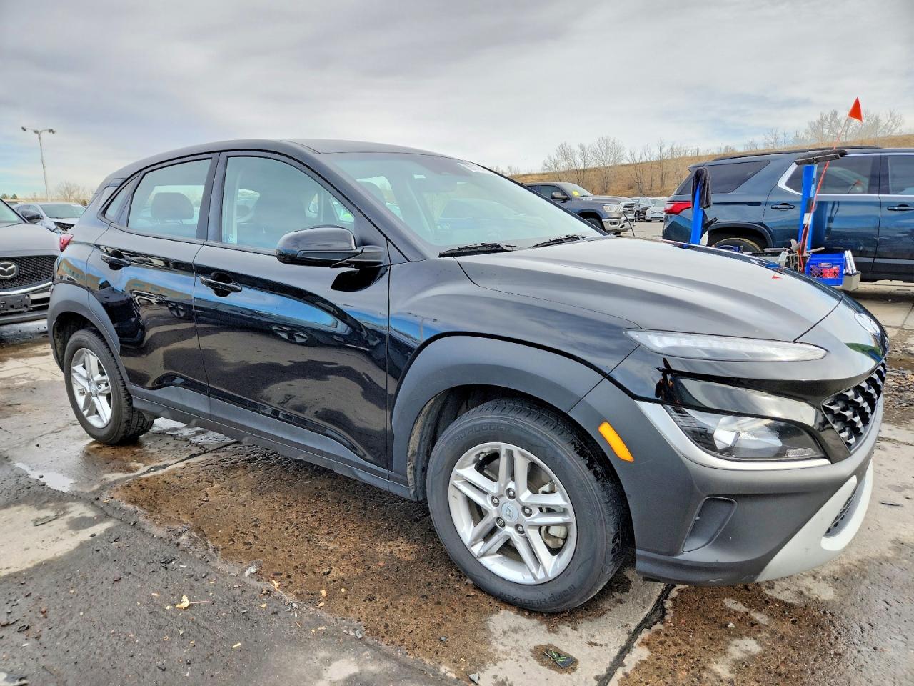 2022 HYUNDAI KONA SE photo 4