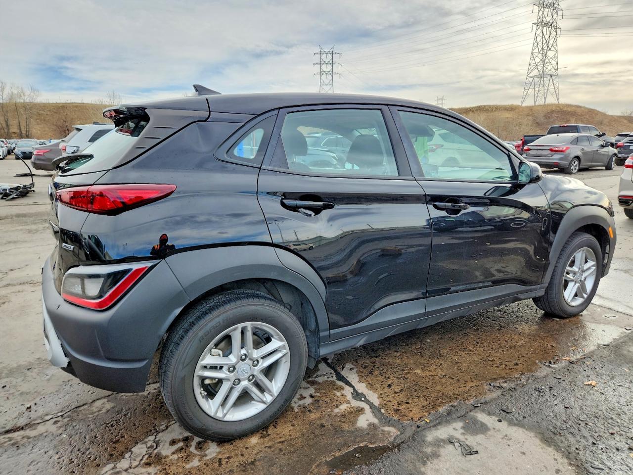 2022 HYUNDAI KONA SE photo 3