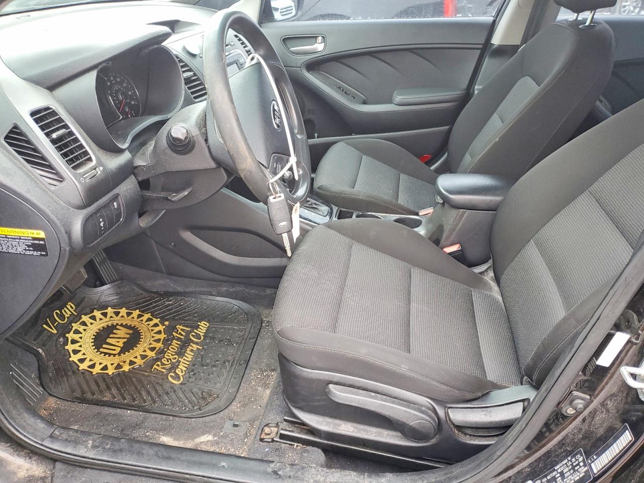 2017 KIA FORTE LX photo 7