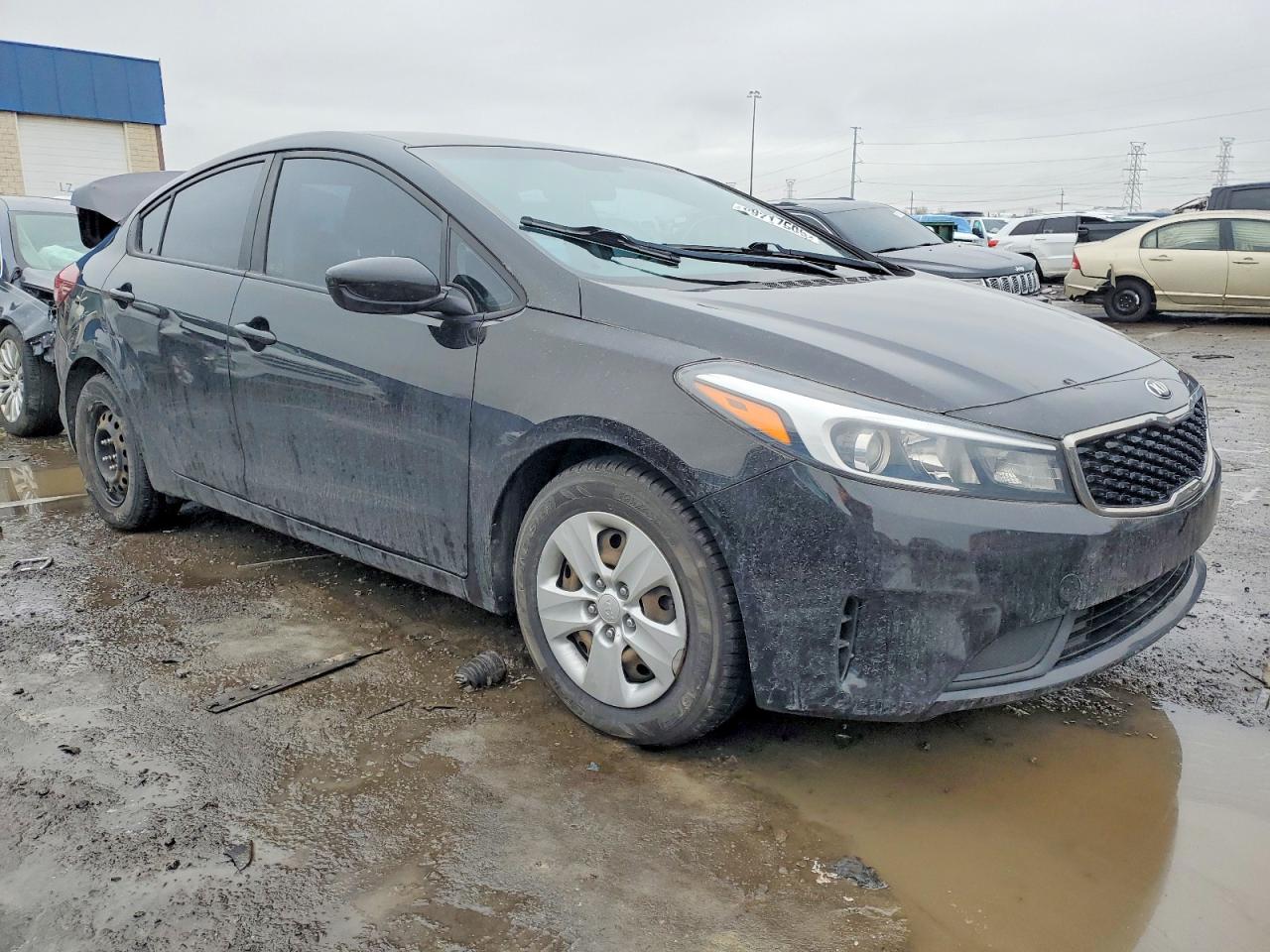 2017 KIA FORTE LX photo 4