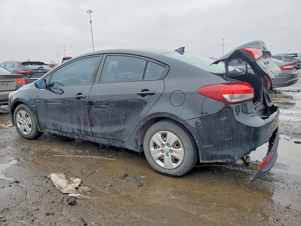 2017 KIA FORTE LX photo 2