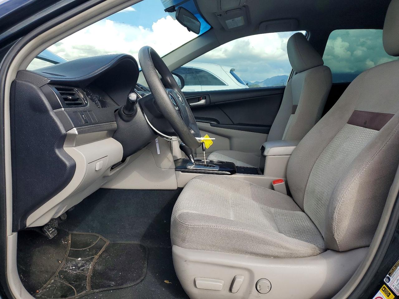 2012 TOYOTA CAMRY BASE photo 7