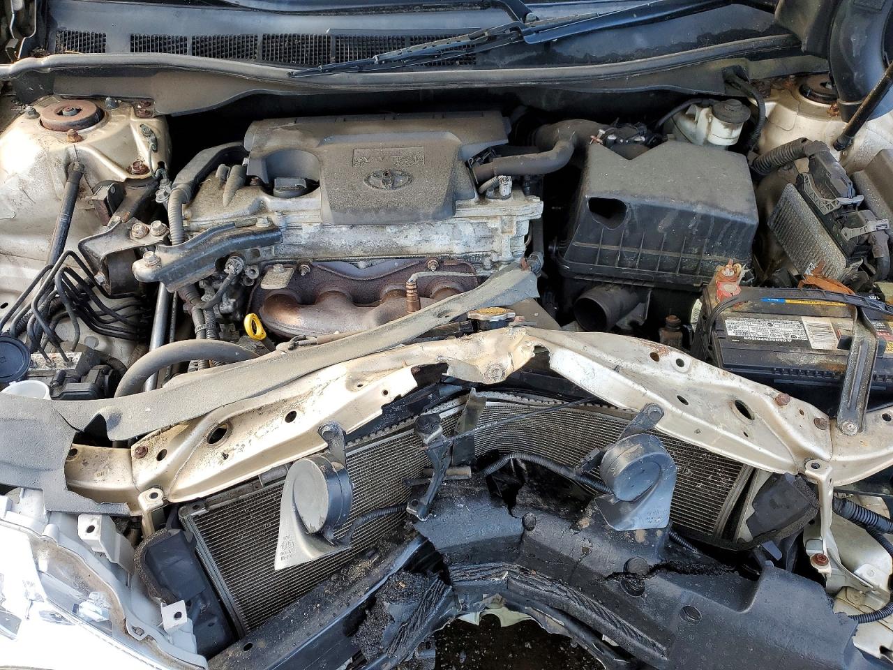 2012 TOYOTA CAMRY BASE photo 11