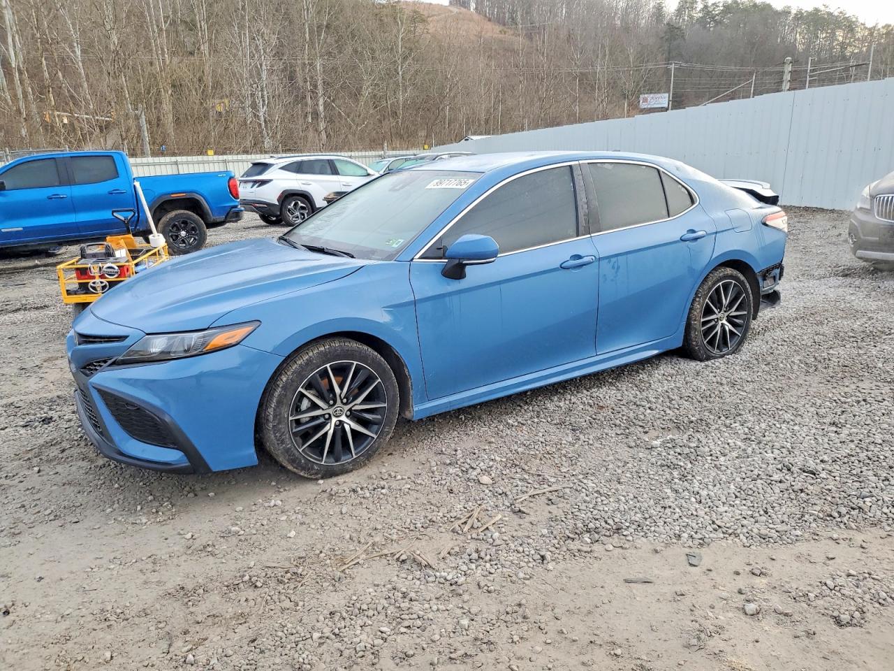 2024 TOYOTA CAMRY