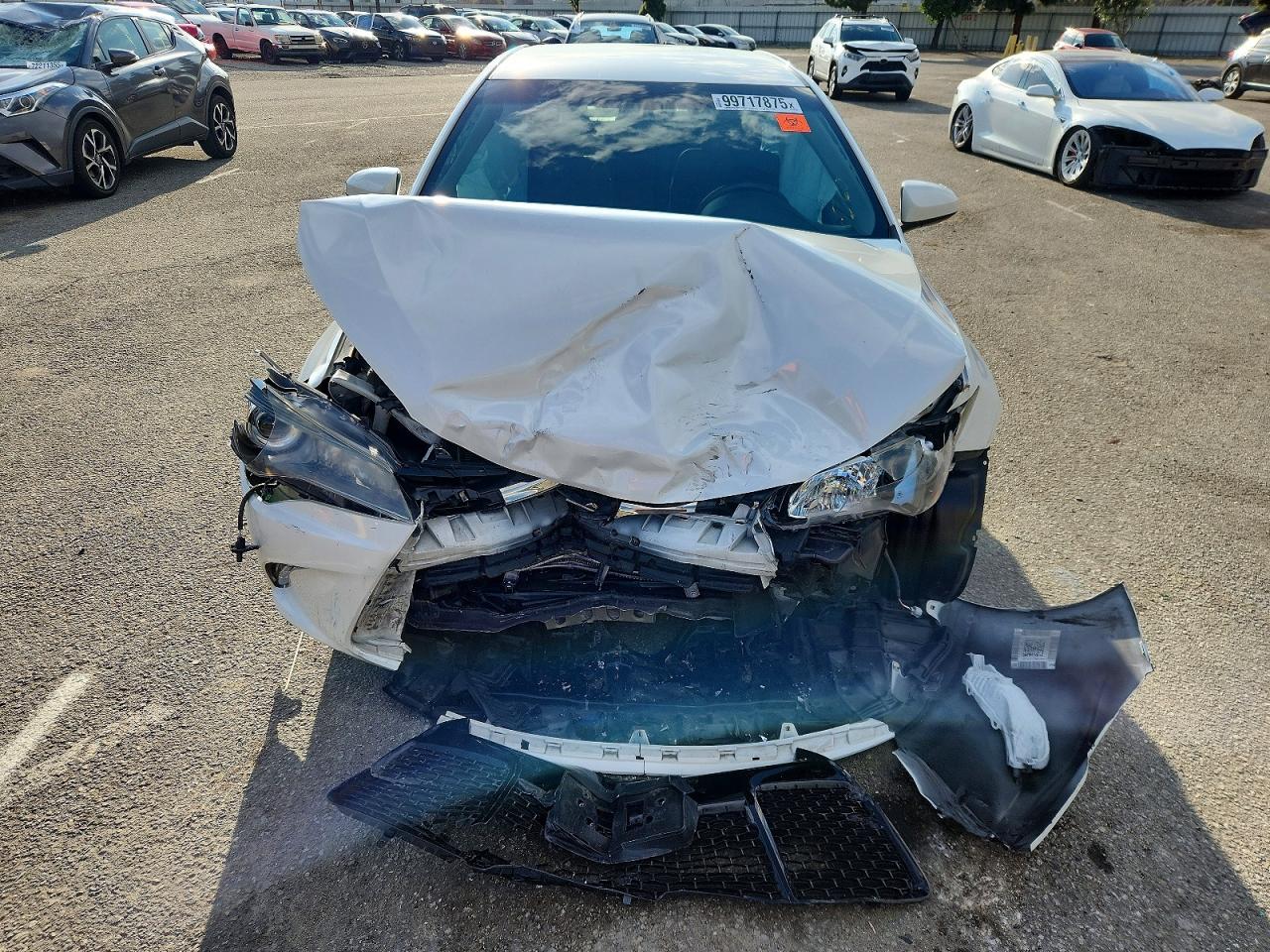 2017 TOYOTA CAMRY LE photo 5