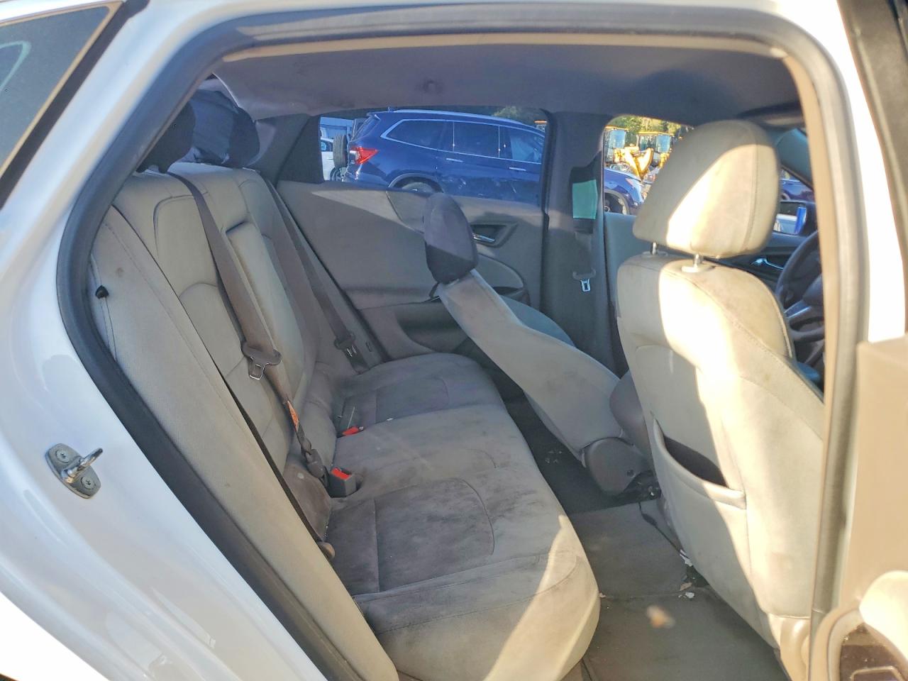 2017 CHEVROLET MALIBU LS photo 10