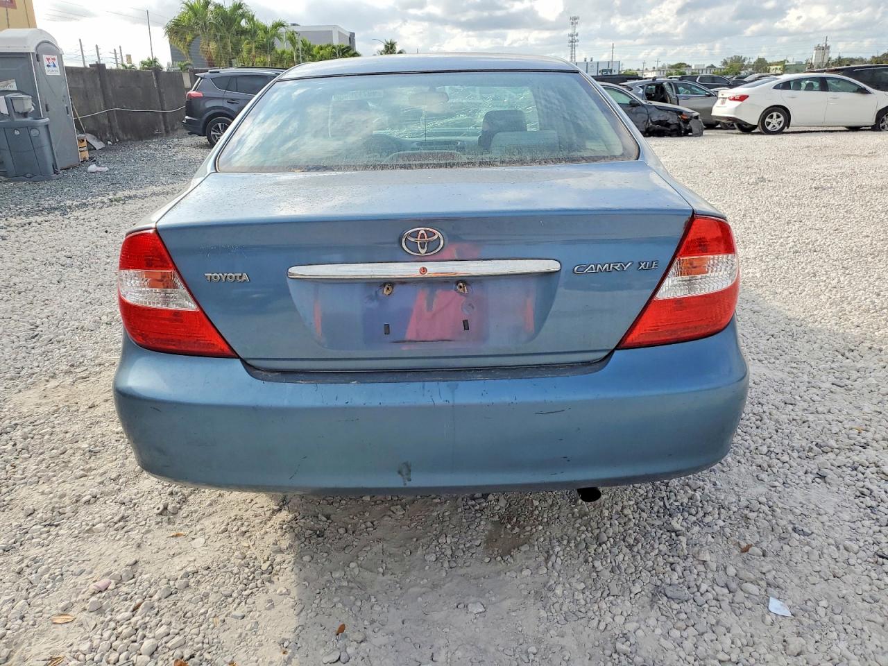 2003 TOYOTA CAMRY LE photo 6