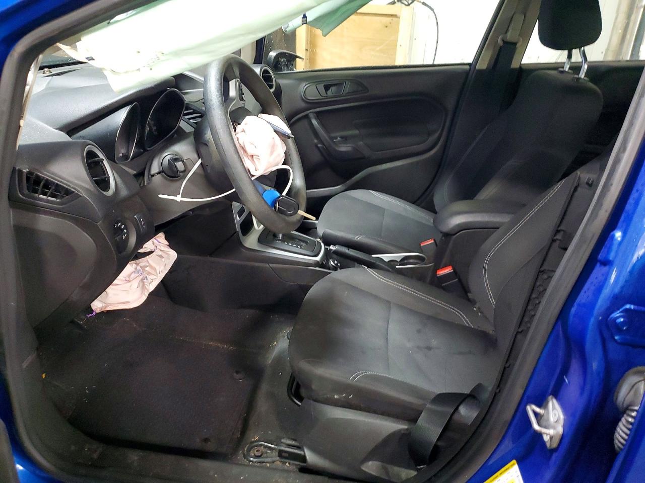 2018 FORD FIESTA SE photo 7
