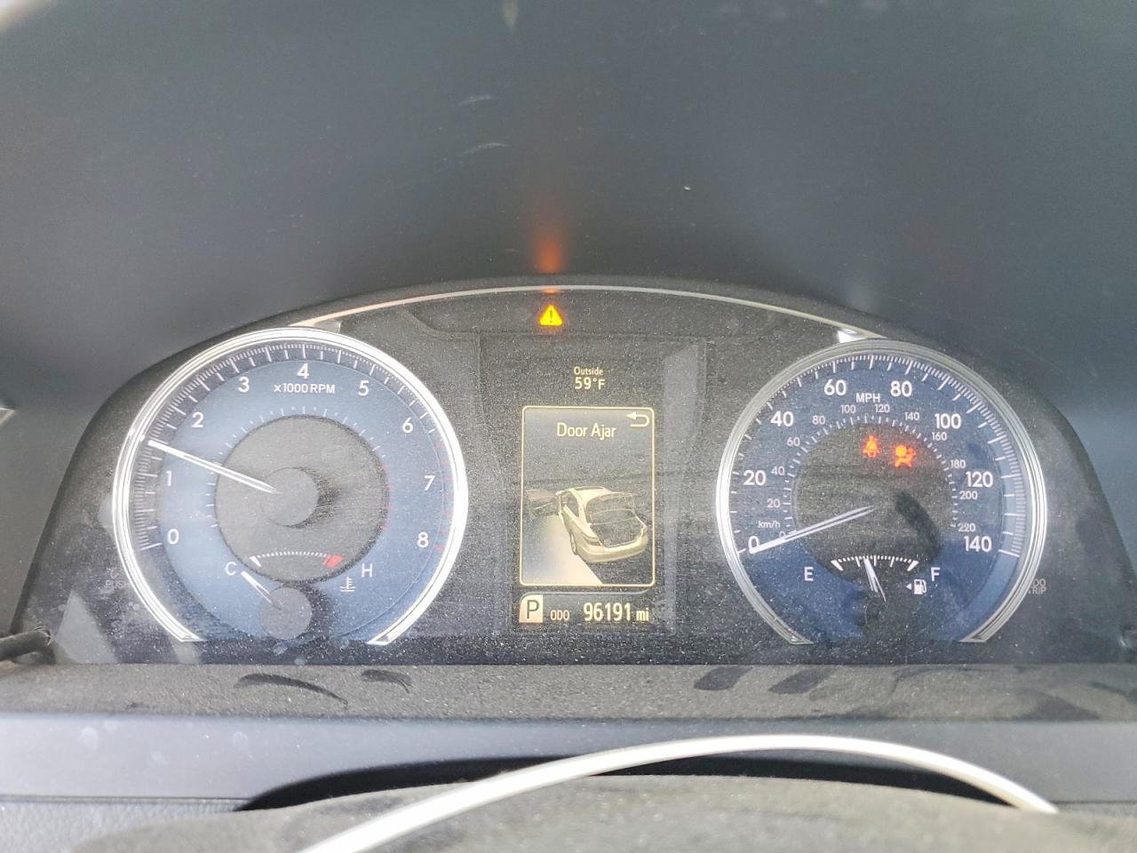2016 TOYOTA CAMRY LE photo 9