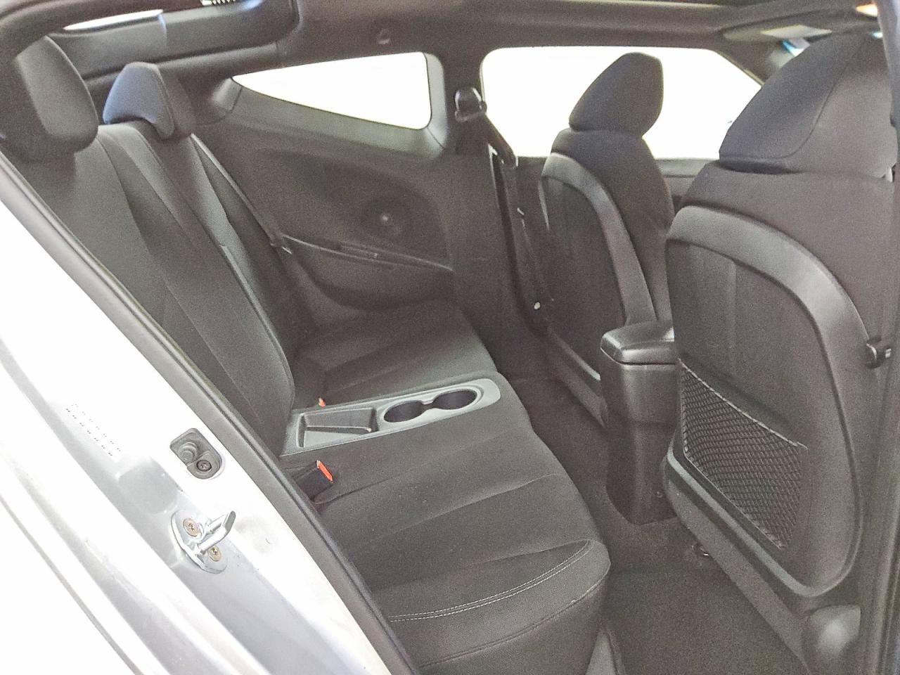 2017 HYUNDAI VELOSTER photo 10