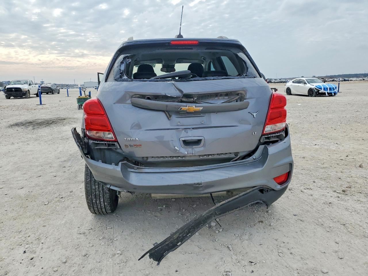 2020 CHEVROLET TRAX 1LT photo 6