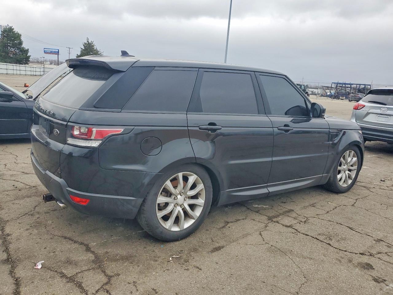 2016 LAND ROVER RANGE ROVER SPORT HSE photo 3