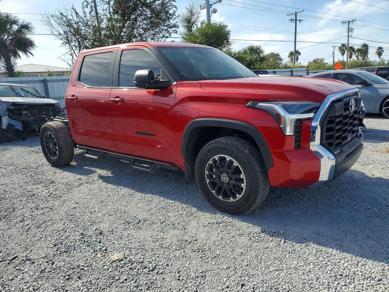 2024 TOYOTA TUNDRA CREWMAX SR photo 4