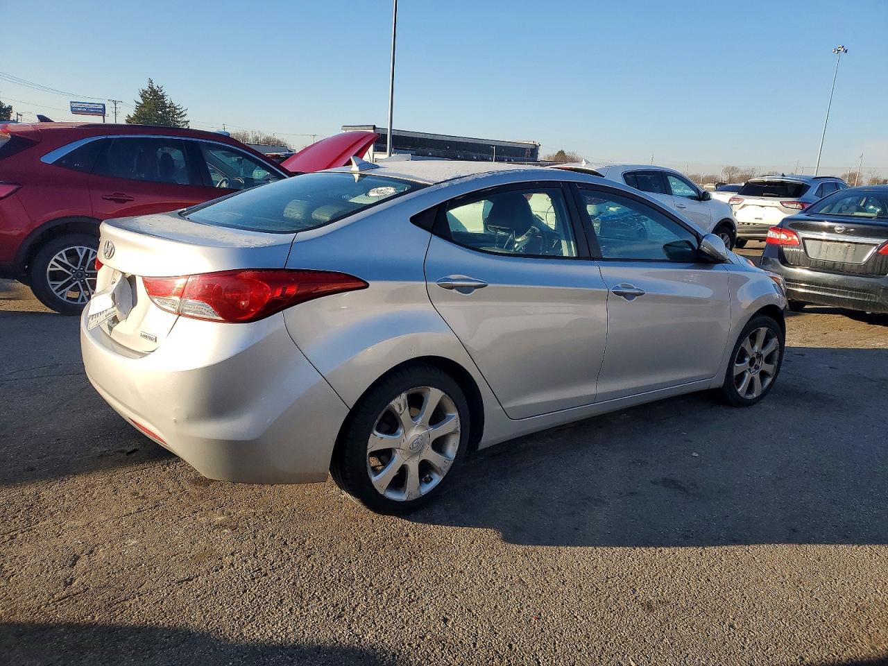 2013 HYUNDAI ELANTRA GLS photo 3