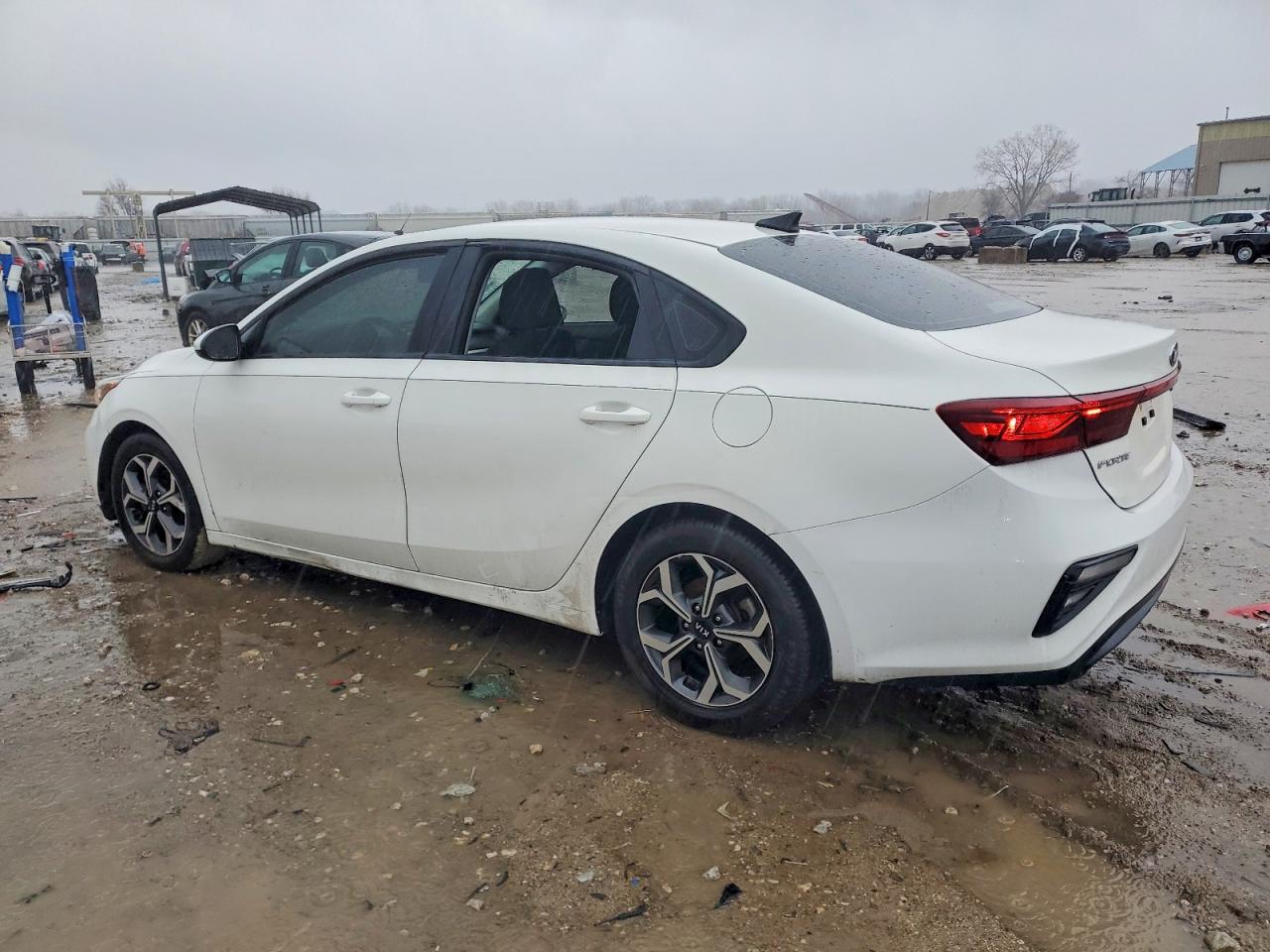 2020 KIA FORTE LXS photo 2
