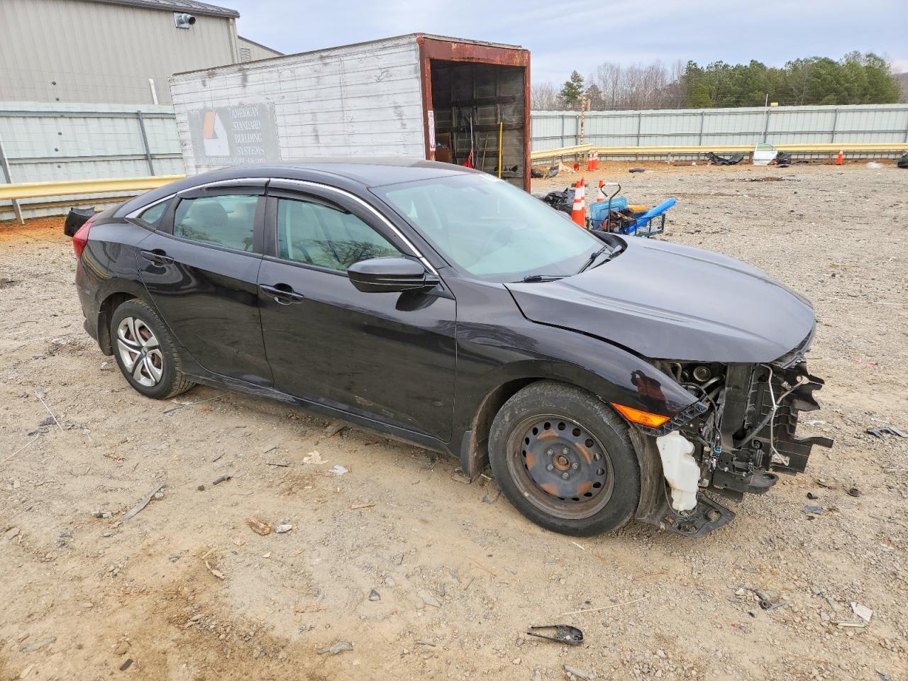 2017 HONDA CIVIC LX photo 4