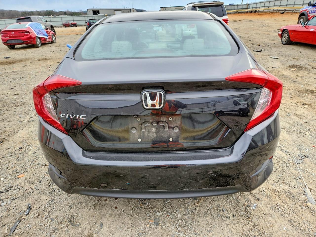 2017 HONDA CIVIC LX photo 6