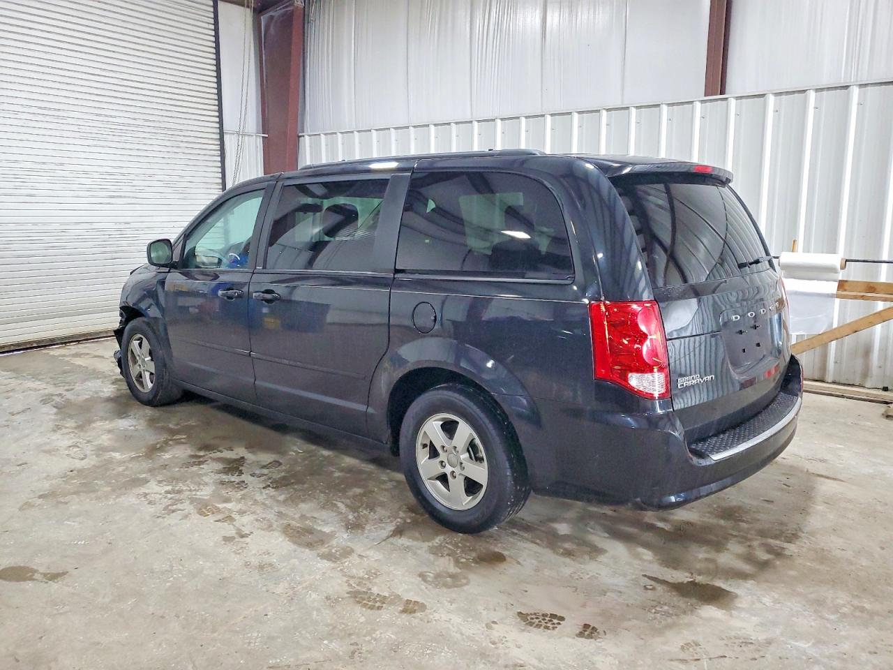 2012 DODGE GRAND CARAVAN SXT photo 2