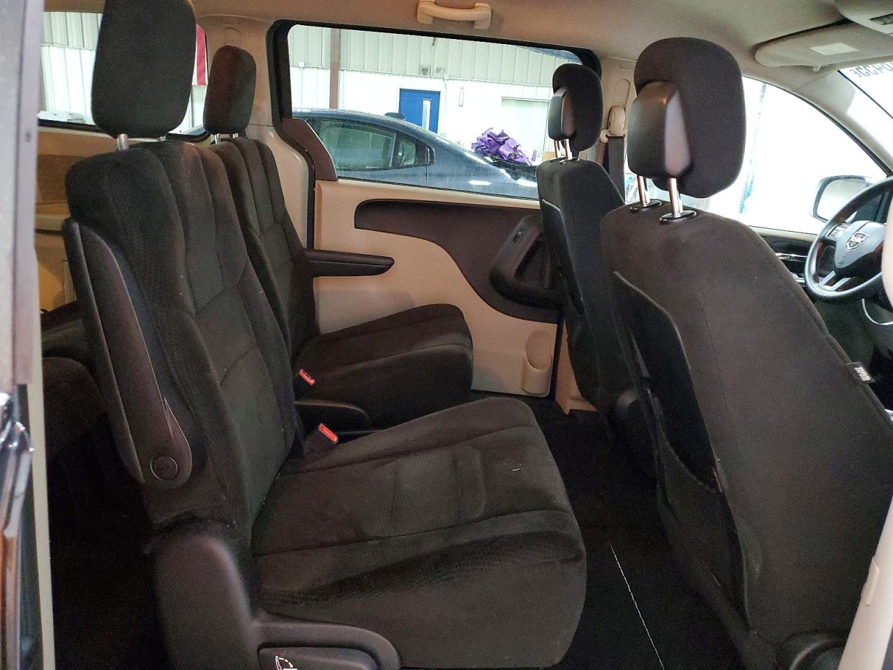 2012 DODGE GRAND CARAVAN SXT photo 11