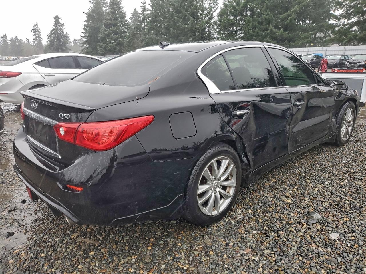 2015 INFINITI Q50 BASE photo 3