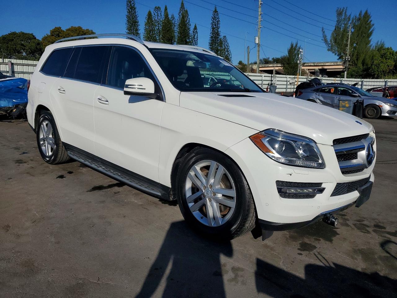 2014 MERCEDES-BENZ GL 350 BLUETEC photo 4