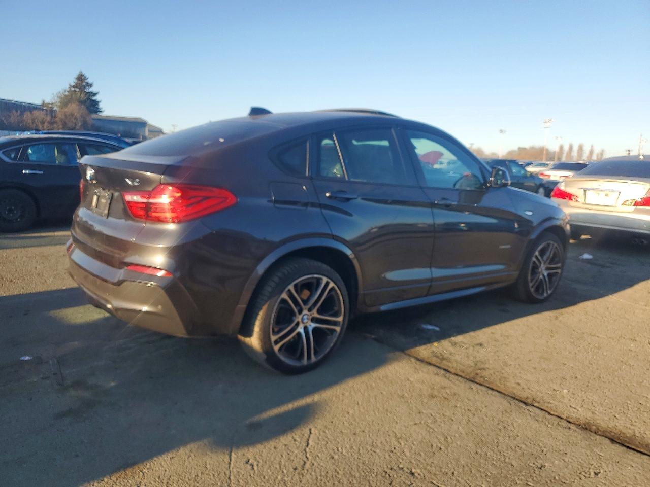 2015 BMW X4 XDRIVE28I photo 3