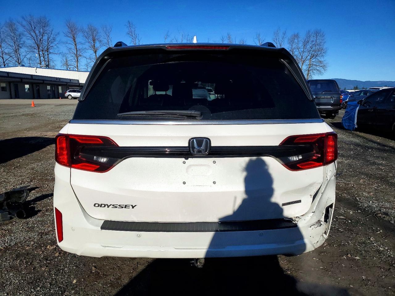 2025 HONDA ODYSSEY TOURING photo 6
