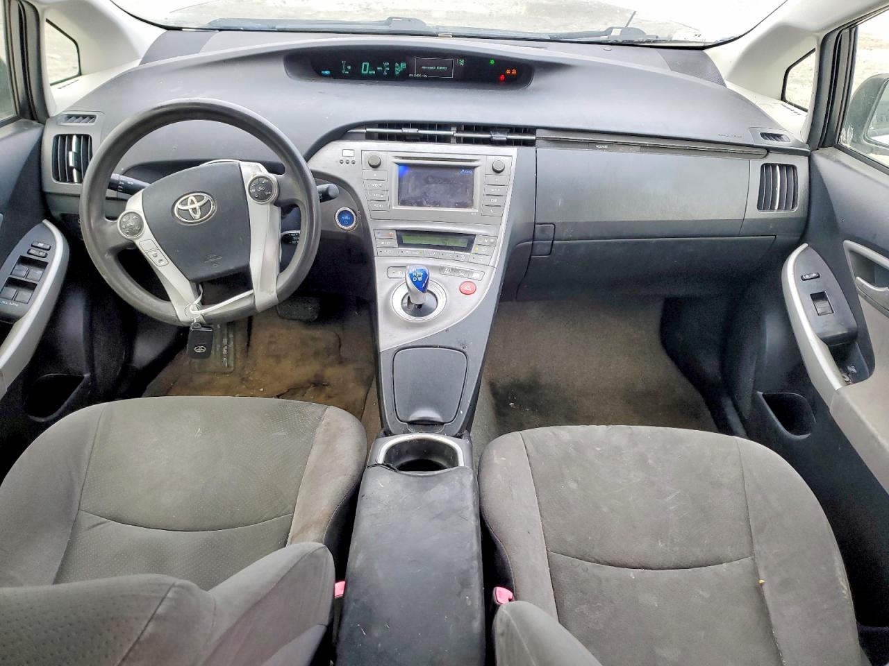 2012 TOYOTA PRIUS photo 8