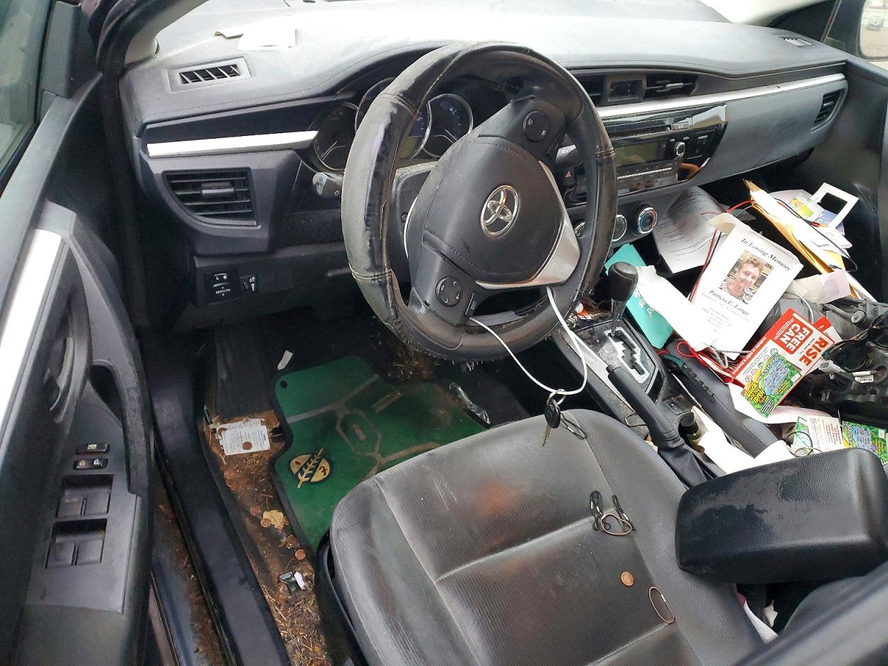 2014 TOYOTA COROLLA L photo 8
