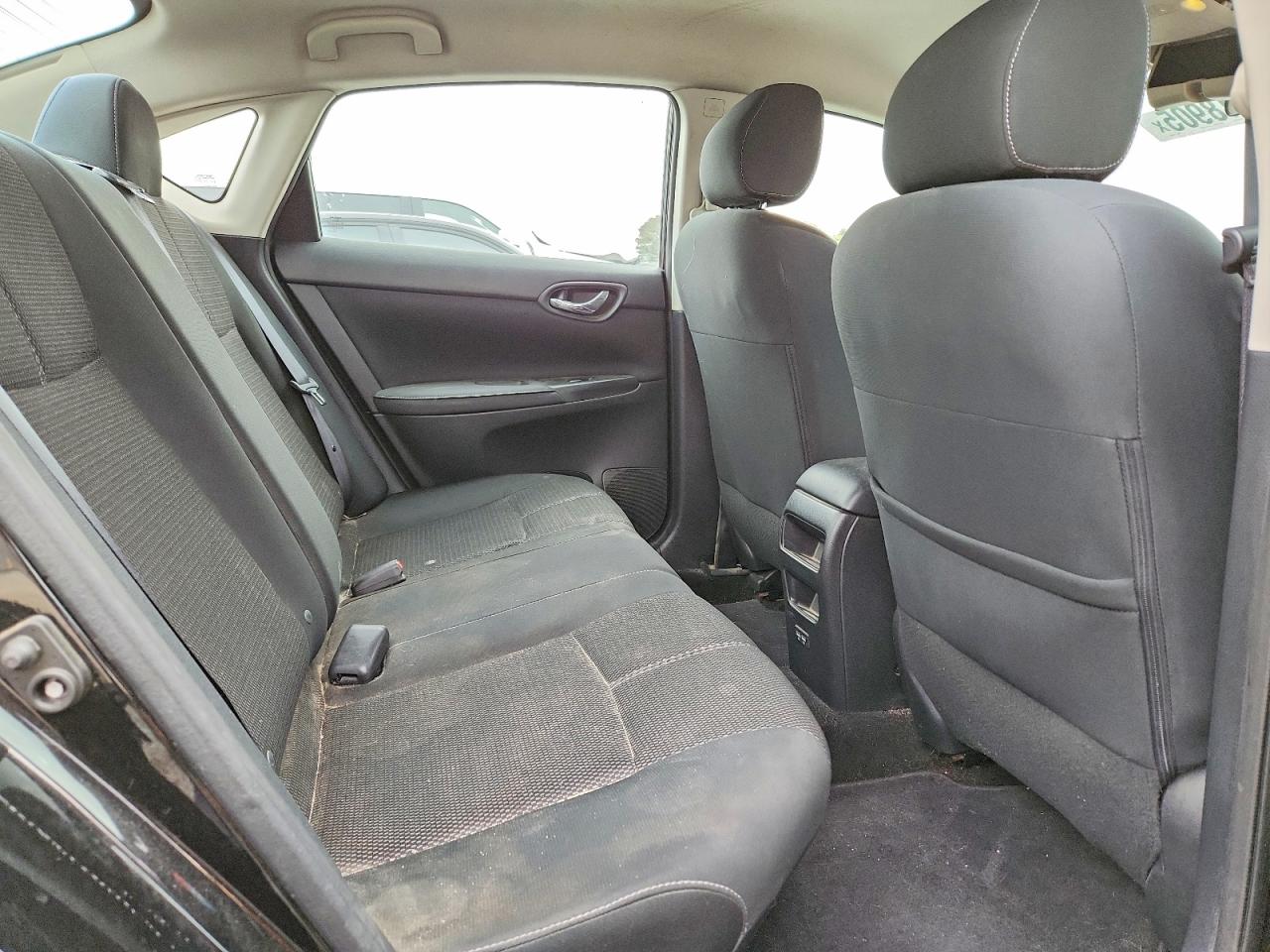 2018 NISSAN SENTRA S photo 10