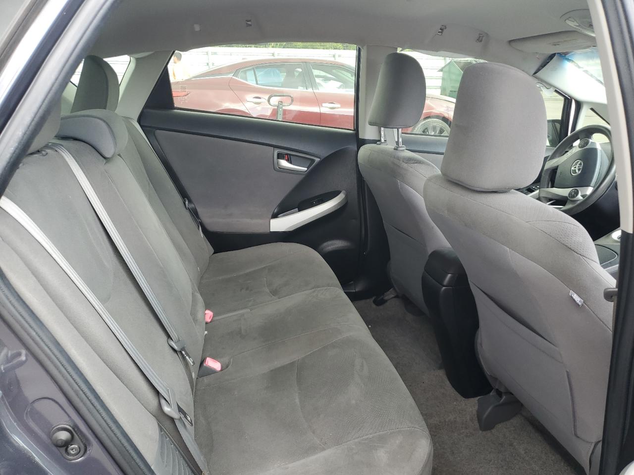 2013 TOYOTA PRIUS photo 10