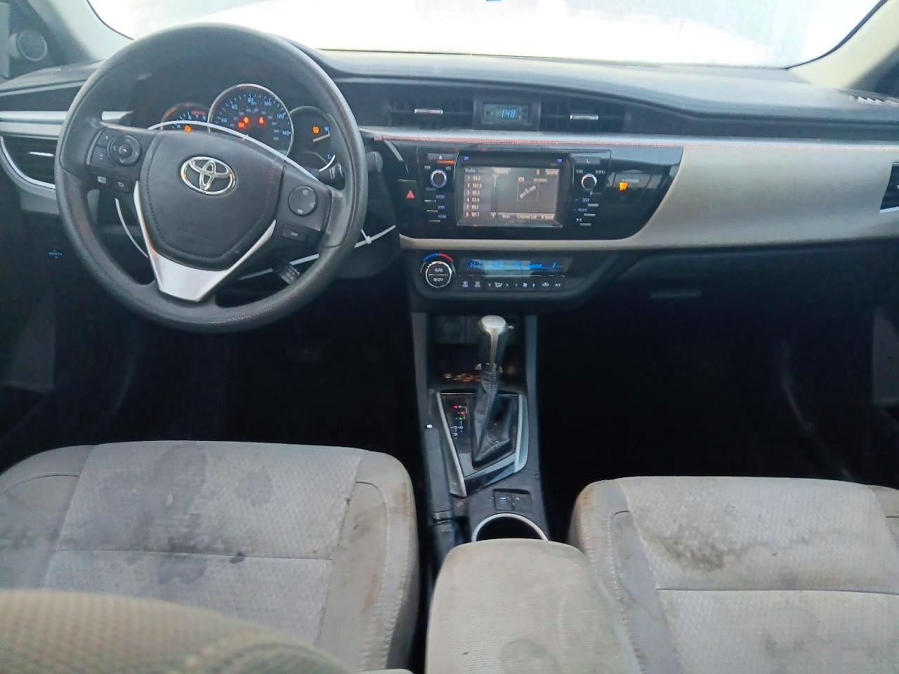 2016 TOYOTA COROLLA L photo 8