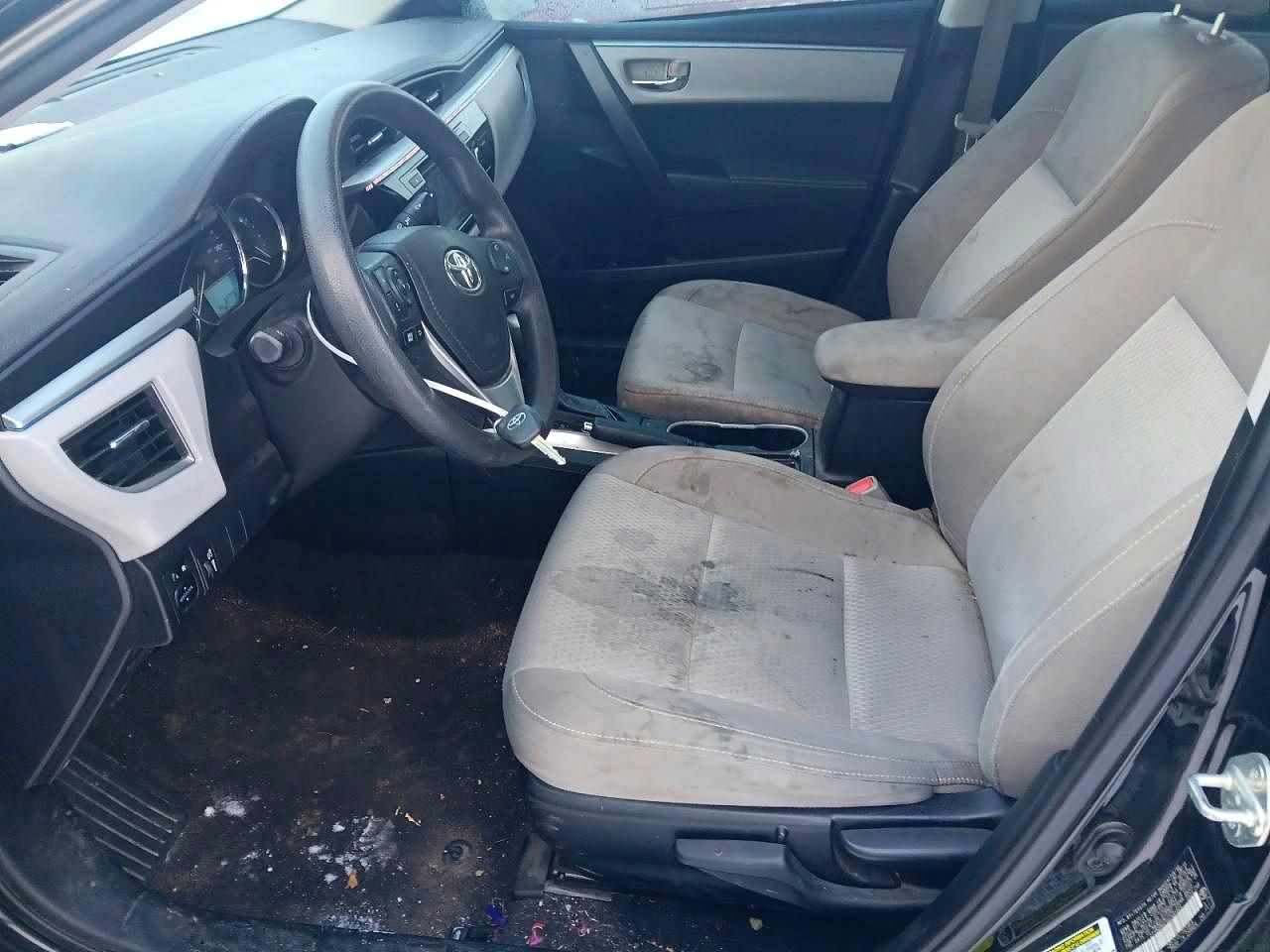 2016 TOYOTA COROLLA L photo 7