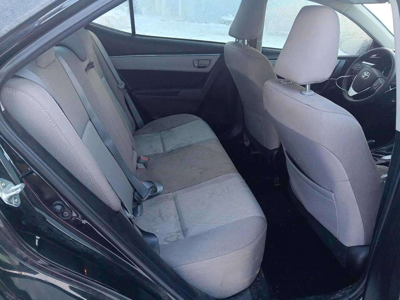 2016 TOYOTA COROLLA L photo 10