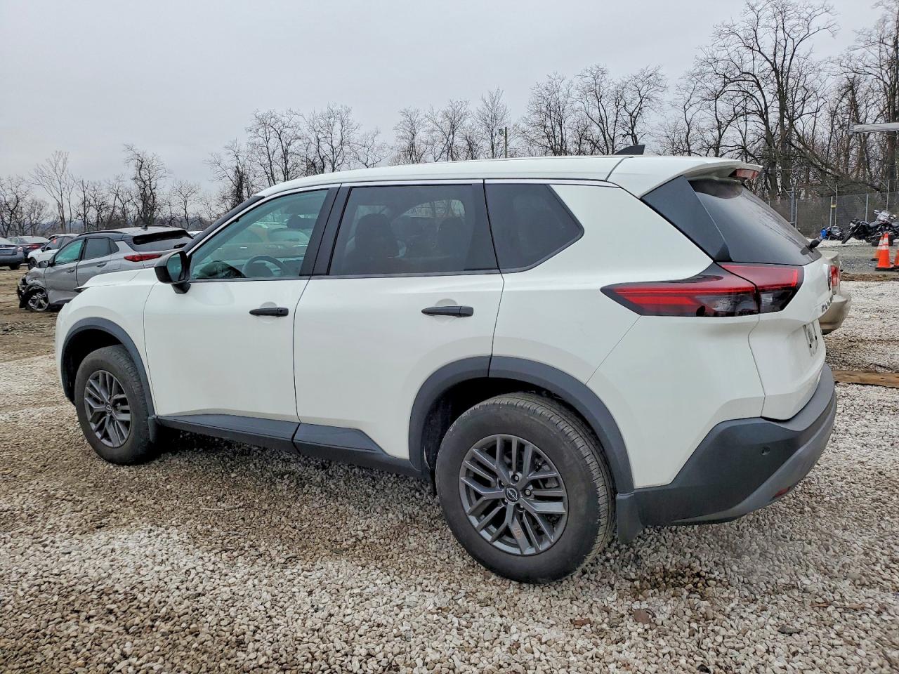 2023 NISSAN ROGUE S photo 2