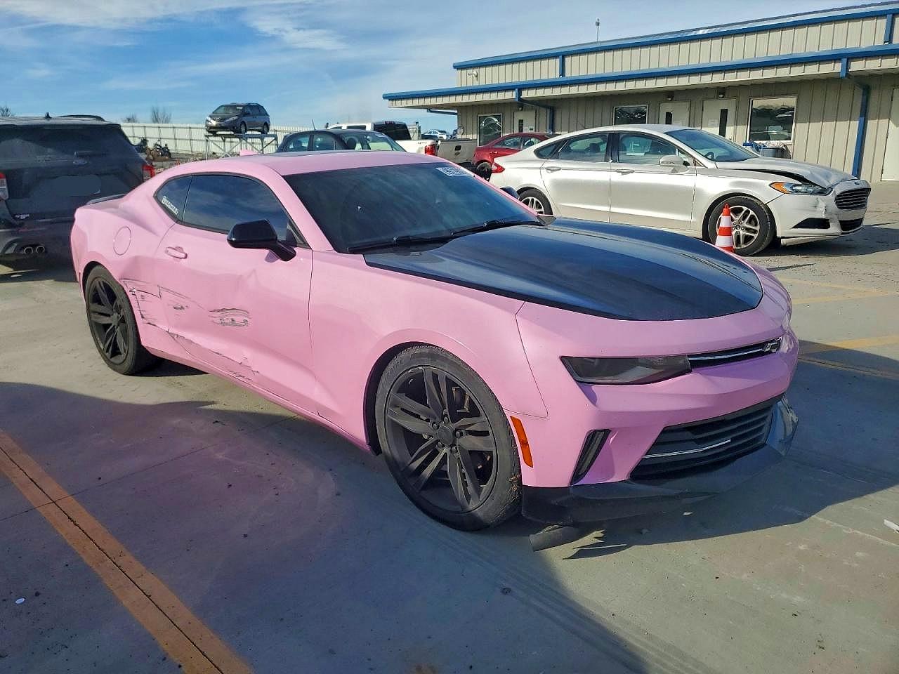 2016 CHEVROLET CAMARO LT photo 4