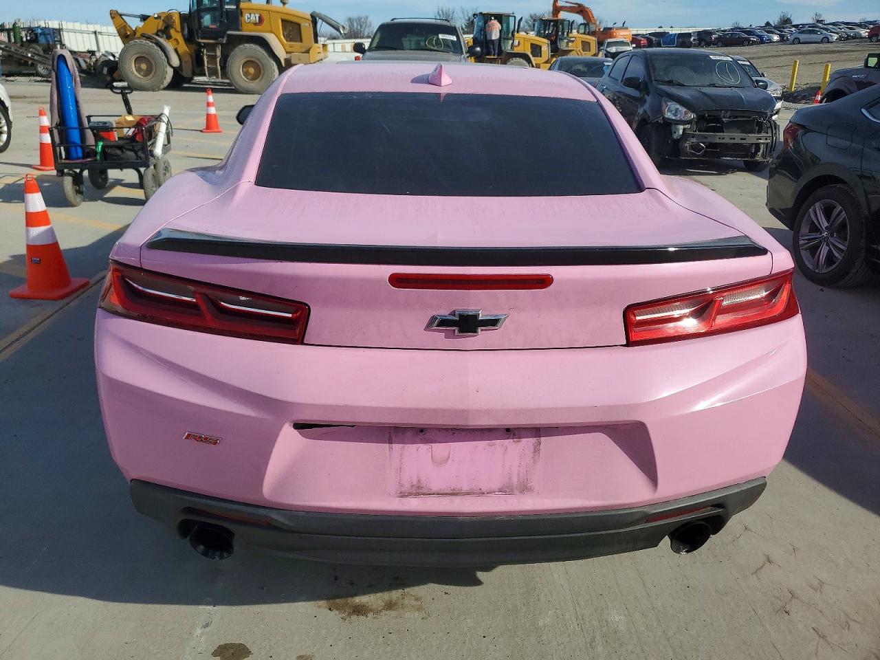 2016 CHEVROLET CAMARO LT photo 6