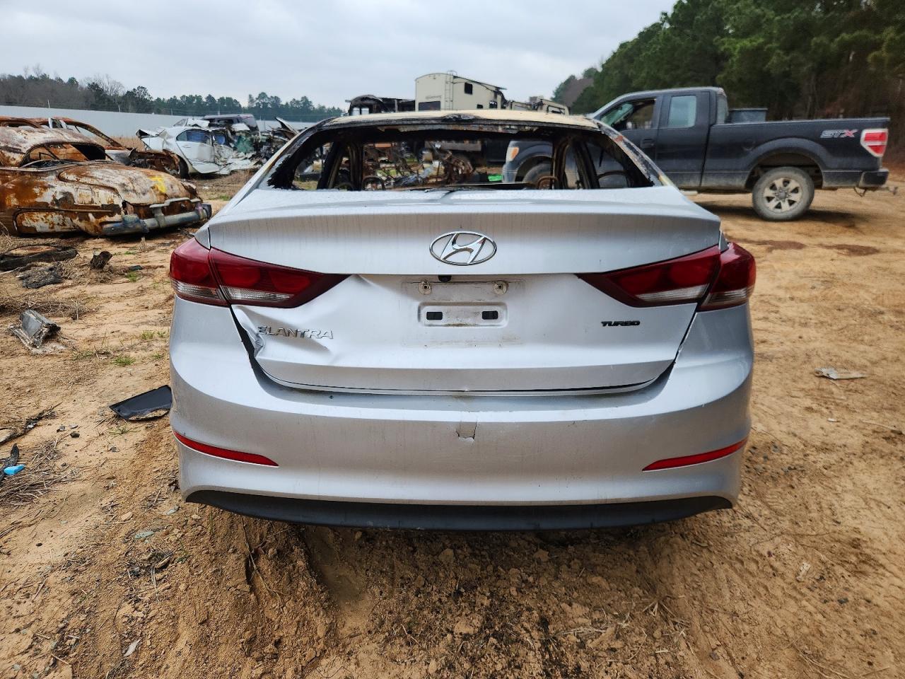 2018 HYUNDAI ELANTRA VALUE EDITION photo 11