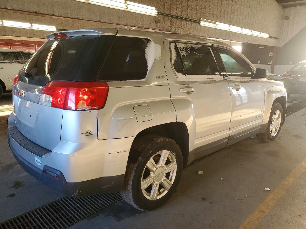 2015 GMC TERRAIN SLE photo 3