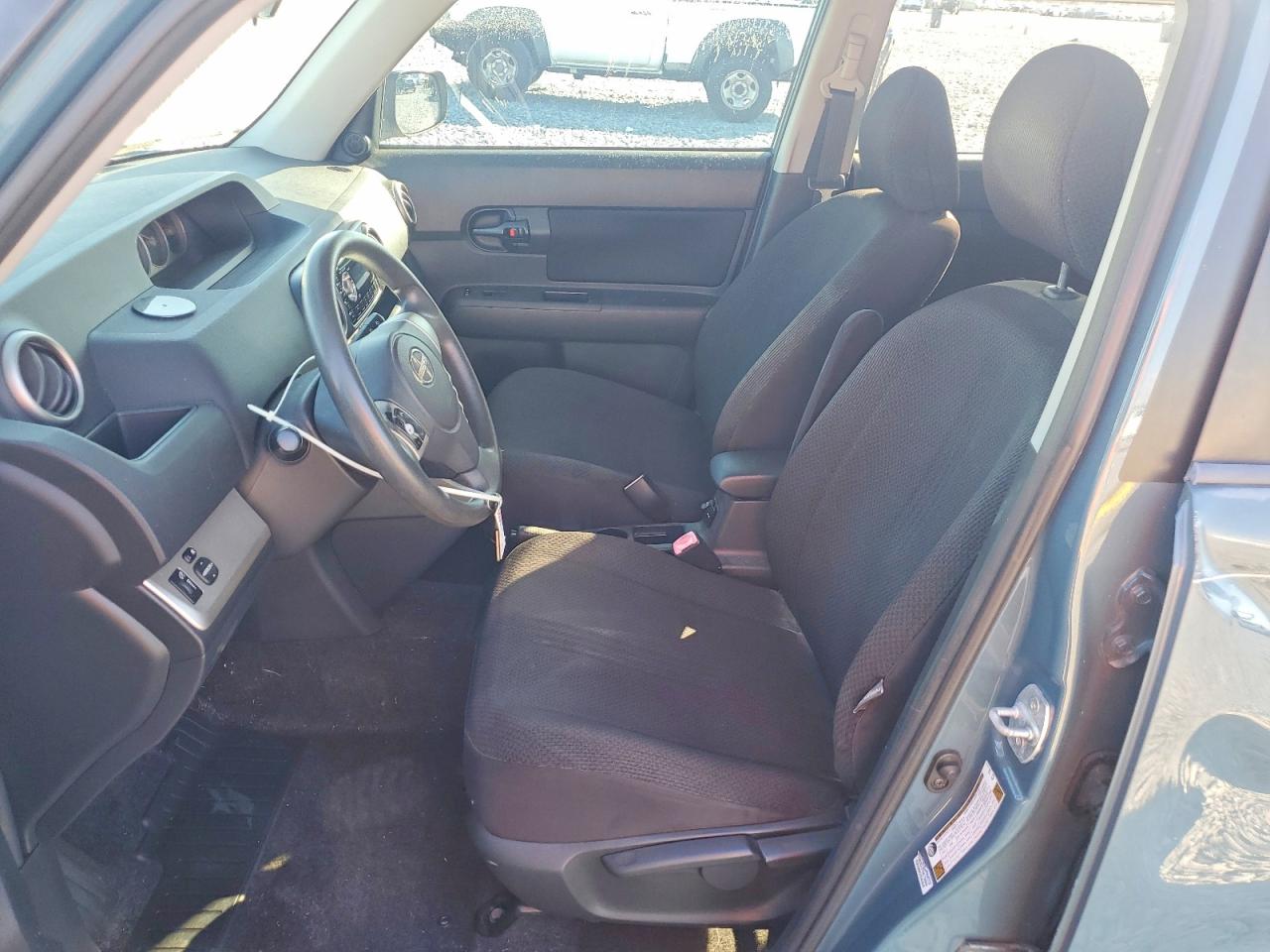 2008 TOYOTA SCION XB photo 7