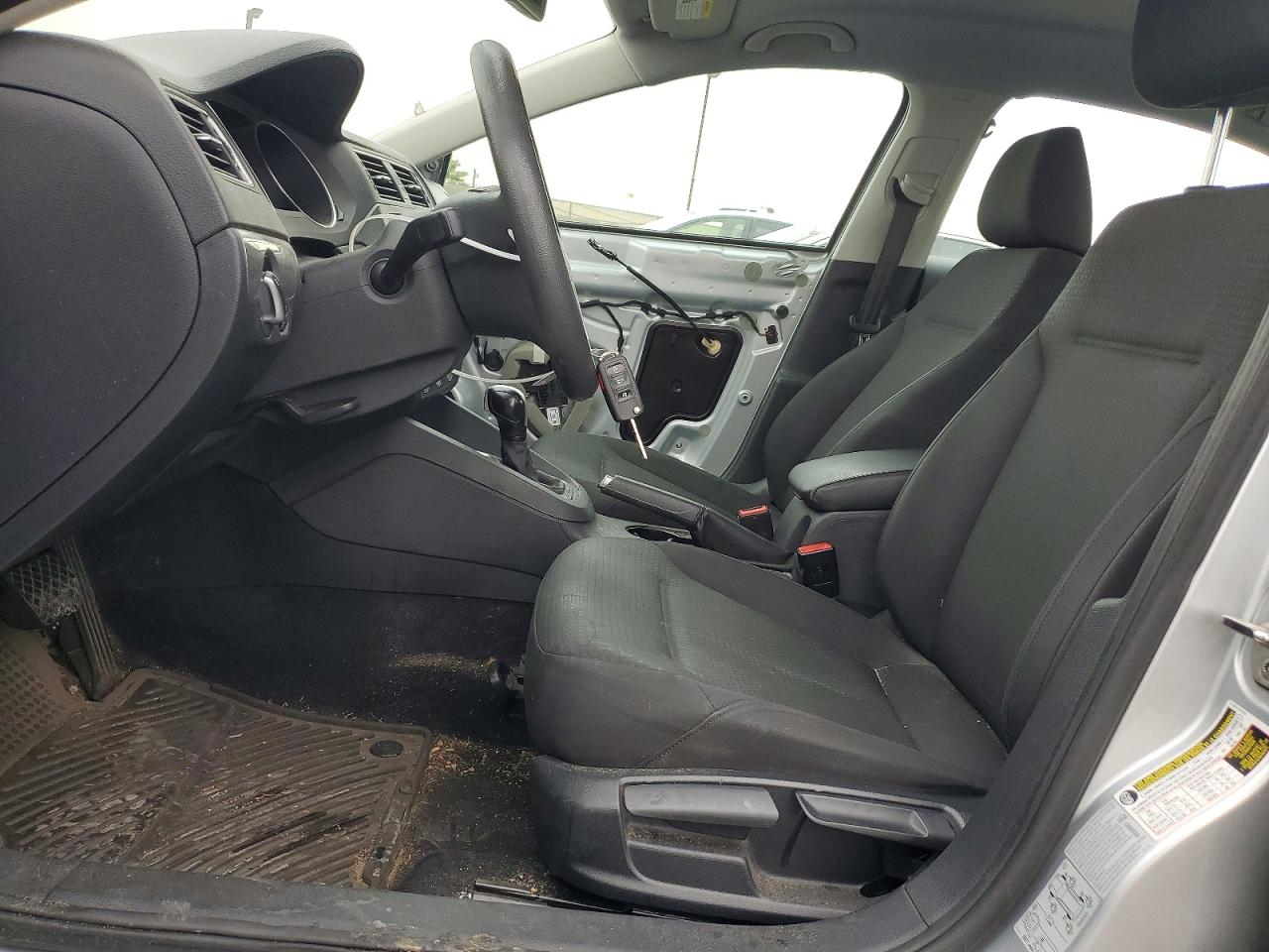 2015 VOLKSWAGEN JETTA SE photo 7