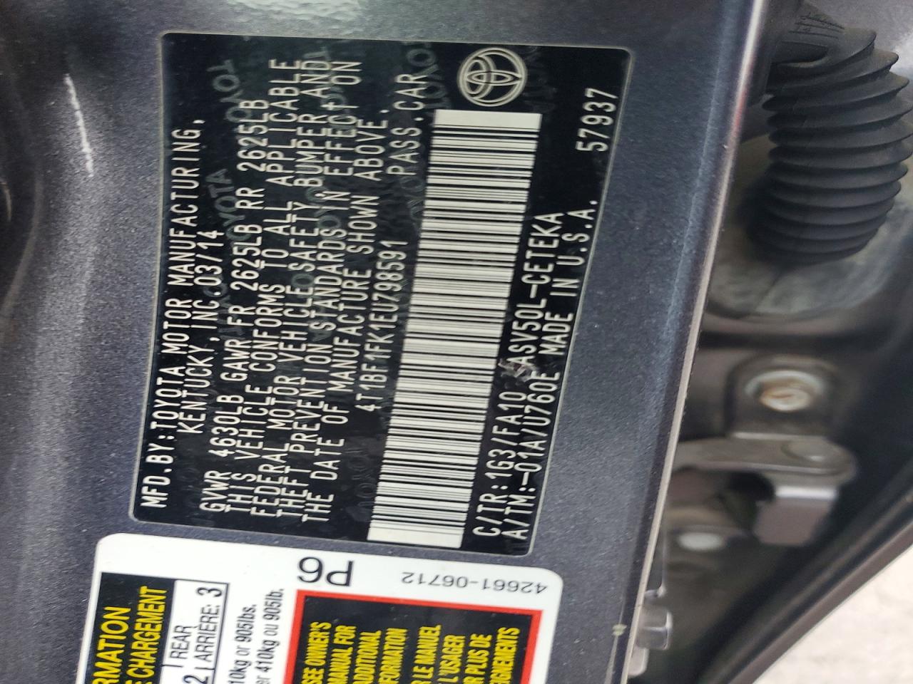 2014 TOYOTA CAMRY L photo 12
