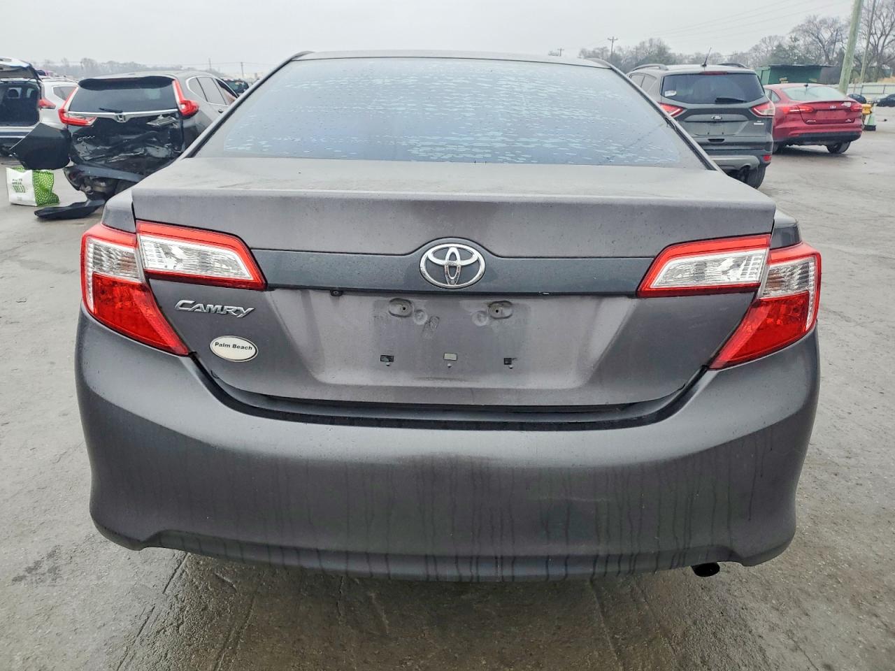 2014 TOYOTA CAMRY L photo 6