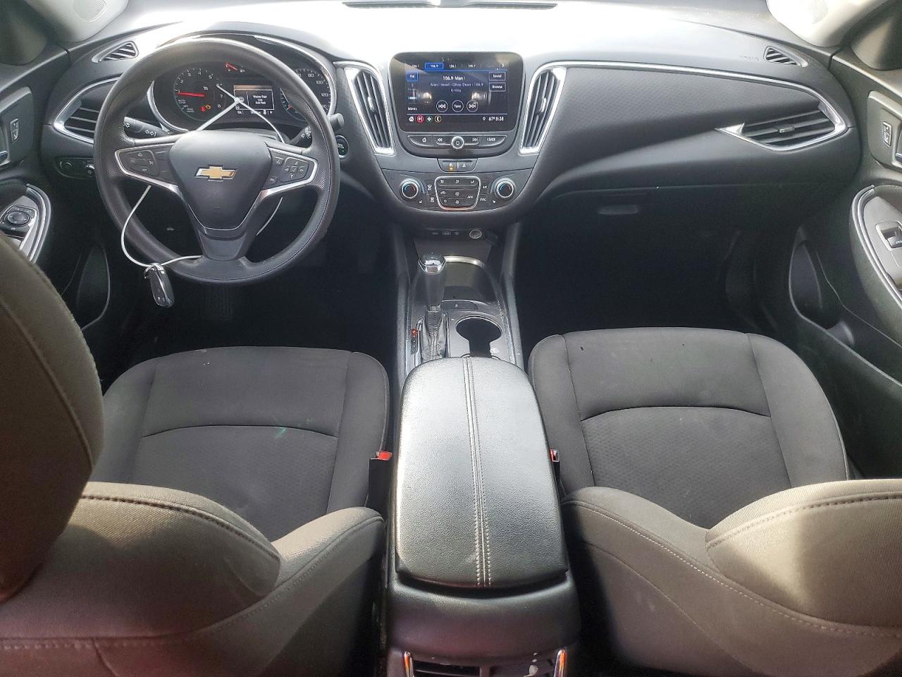 2020 CHEVROLET MALIBU LT photo 8